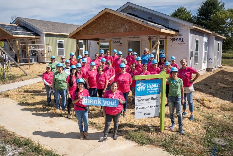 habitat-women-build